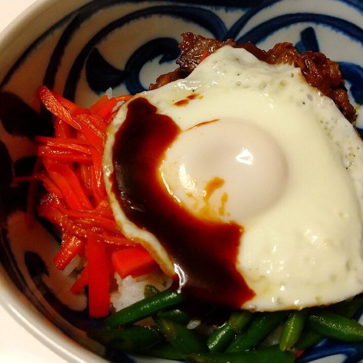 冷蔵庫にある食材で簡単に！ビビンバ丼